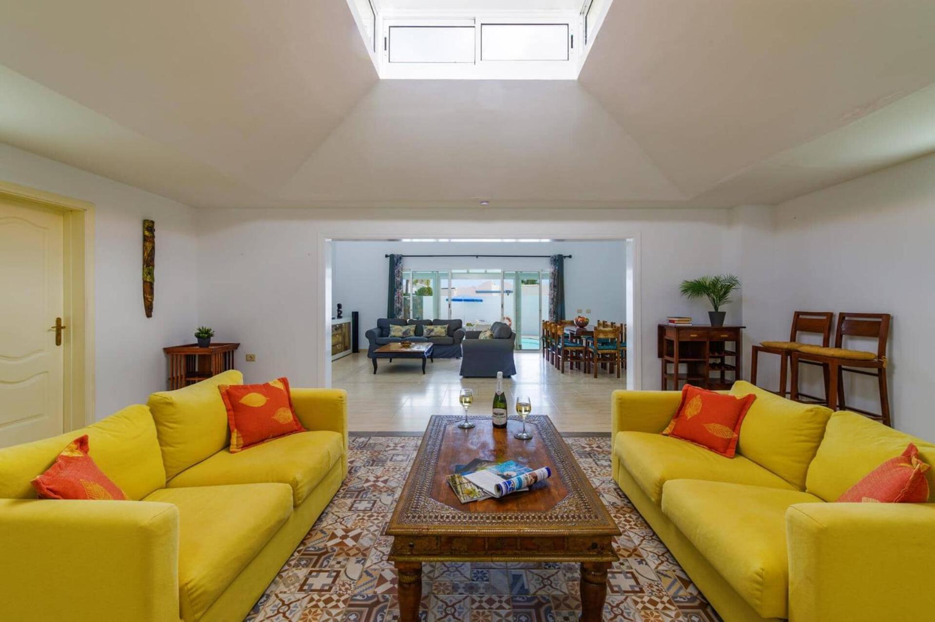 קורלחו Villa Esmeralda By Villa Plus מראה חיצוני תמונה